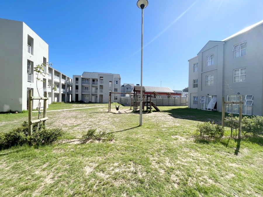 To Let 2 Bedroom Property for Rent in Haasendal Western Cape